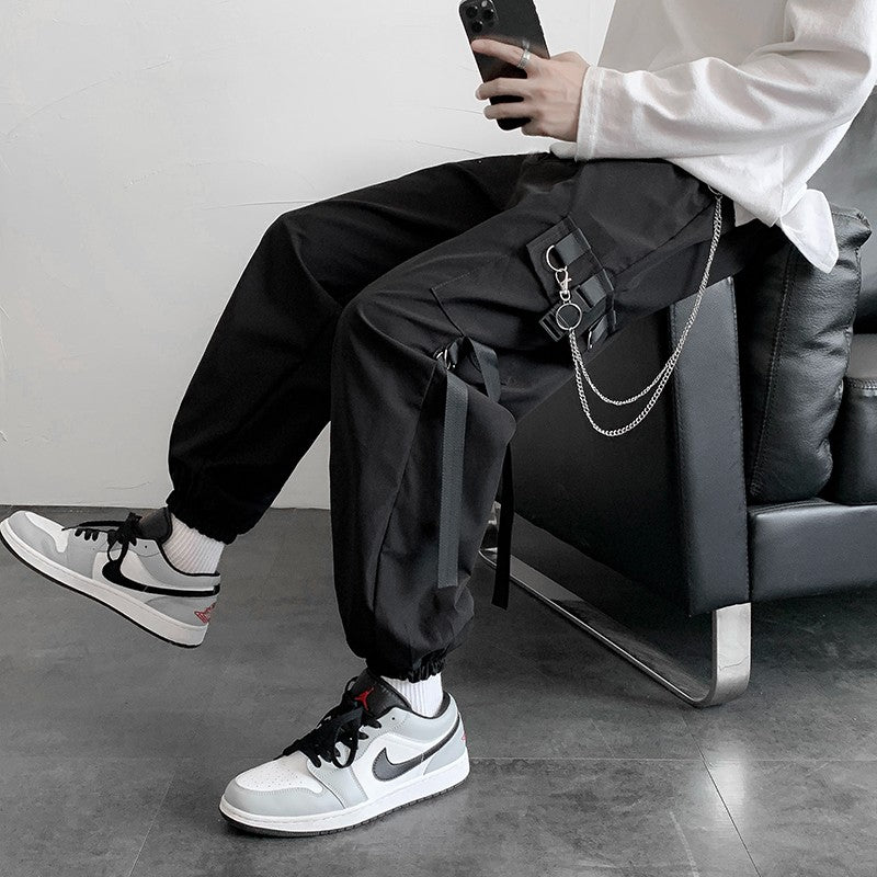 Simple chain cargo pants